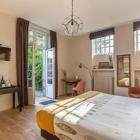 Couette-café Clerval Et 3*