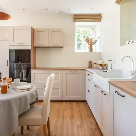 Bed & Breakfast Clerval - Et 4*