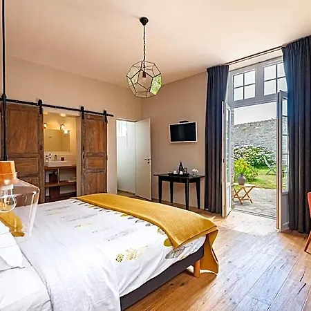 Clerval - Et Bed & Breakfast Dragey